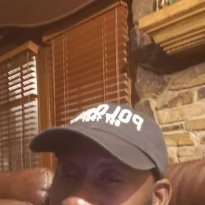 Meet your Posher, Howard